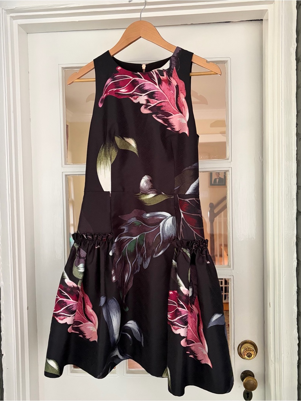 Women's Ted Baker London Sarahe Floral Fit & Flare Dress, Size 2  EUC 4/6 US
